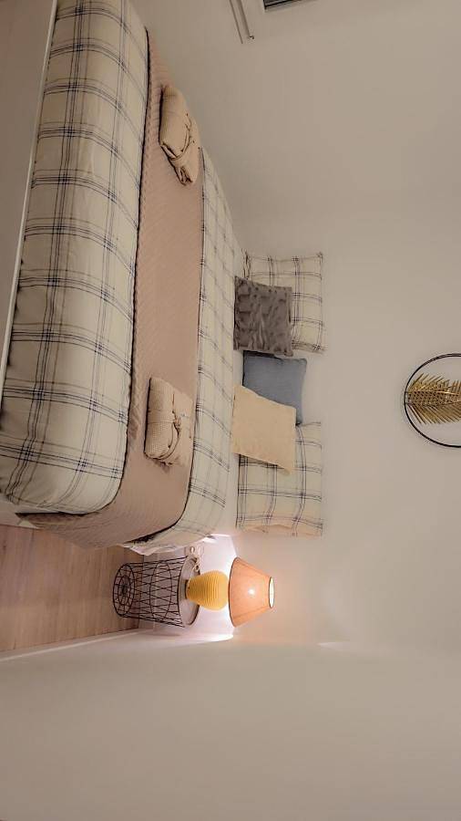 Double Room in Saint-Julien-de-Concelles, Région de Nantes