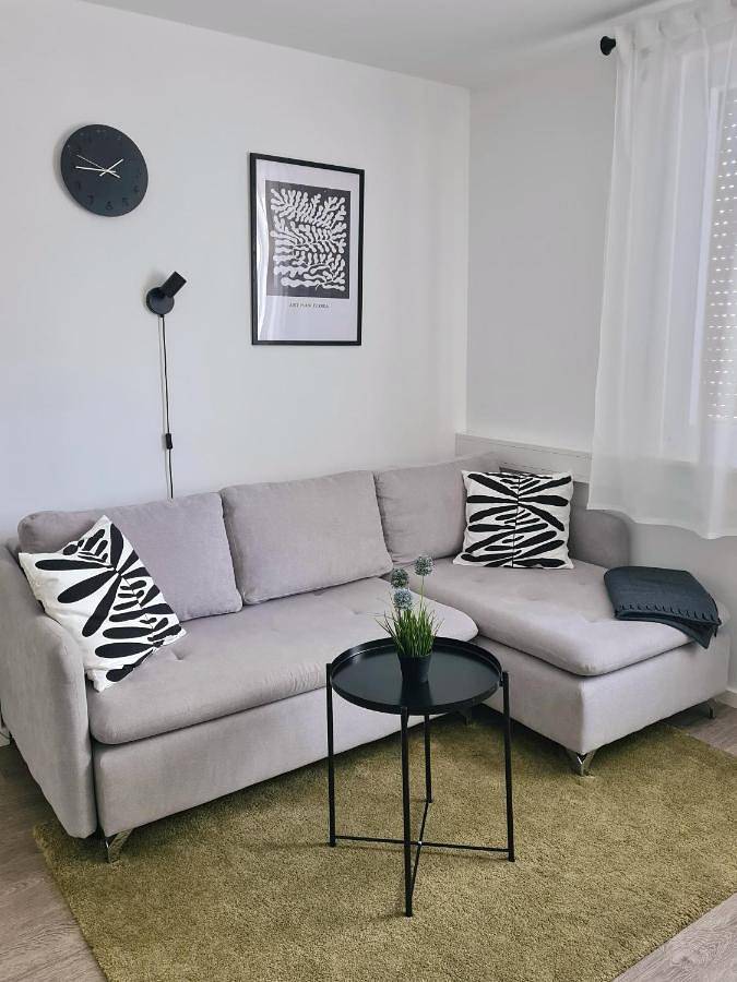 Ganze Wohnung, Modernes zentrales Apartment in Bruchsal, Kraichgau