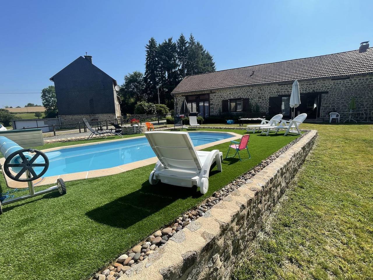 Gite Le Bleuet (23G1644) in Saint-Dizier-Masbaraud, Région de Guéret