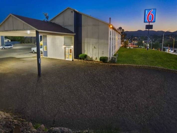 Apartamento entero, 2 camas tamaño queen | No fumadores, microondas in Silver City, Gila National Forest