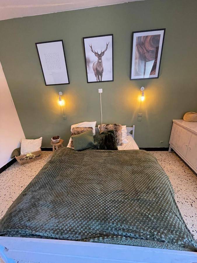 Chambre d’hôte pour 2 personnes, avec vue et jardin