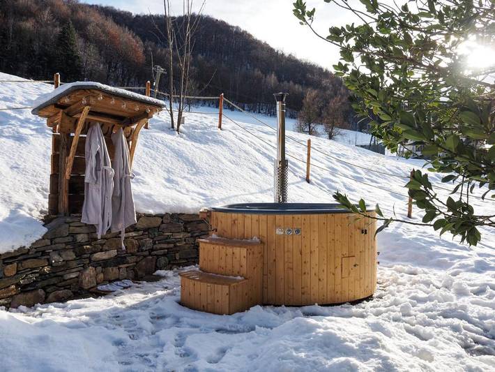 Hôtel pour 4 personnes, avec Balcon et Jacuzzi ainsi que Terrasse et Jardin à Vernante - 2