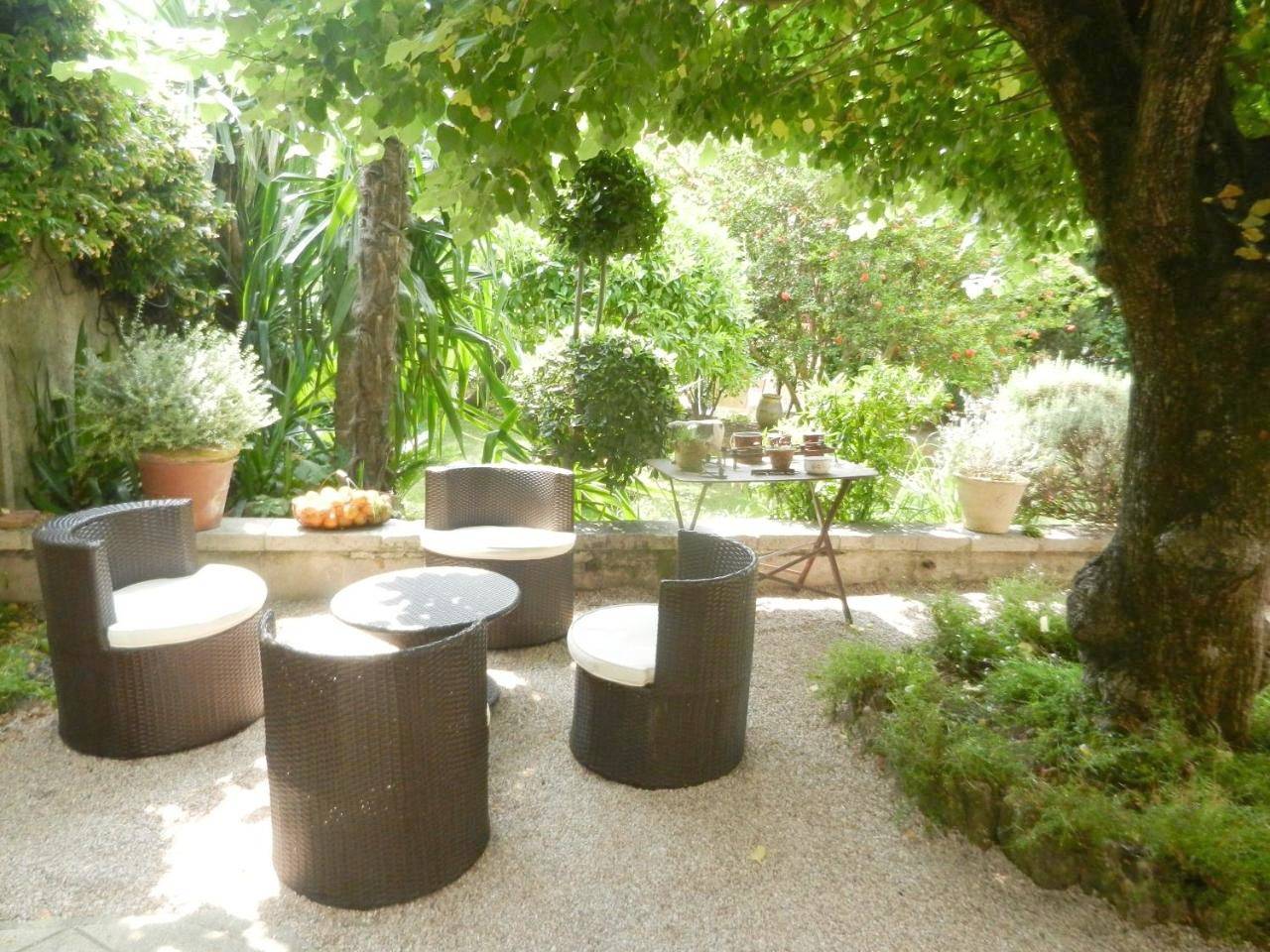 Les Passiflores in Grasse, Côte méditerranéenne (France)