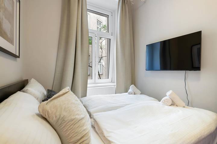 Entire apartment, Kaiser 1Br | Metro & Tram | Nespresso | Central in Vienna, Donau Niederösterreich