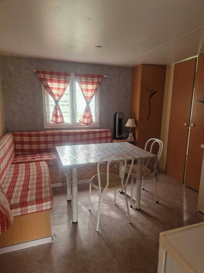 Encantador bungalow en Saint-Pierre-d'Oléron de 35 m² con terraza in Saint-Pierre-d'Oléron, Côte de Beauté
