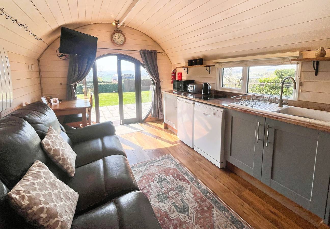 Mountain View Pod in Powys