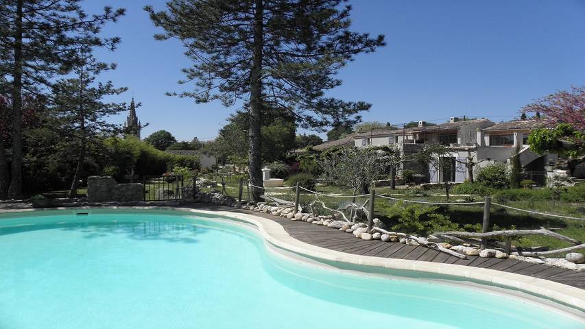 Location de vacances pour 10 personnes, avec Jardin en Ardèche