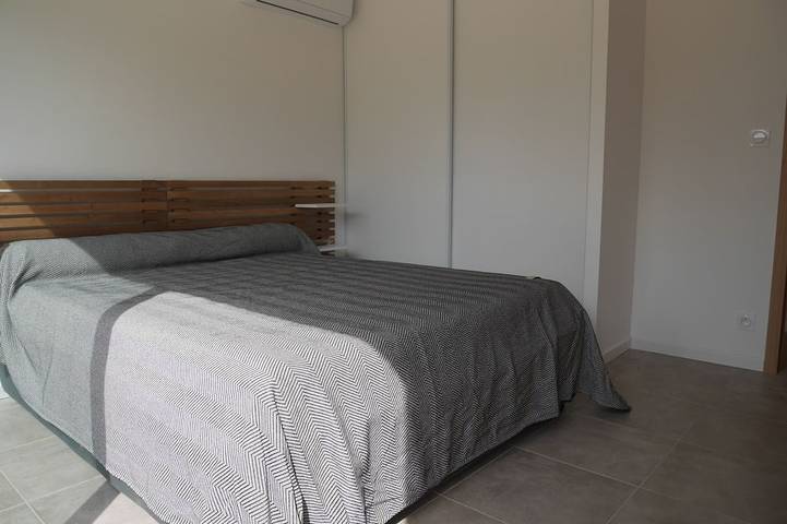 Location de vacances pour 8 personnes, avec terrasse dans Plage de Pinarello - 4