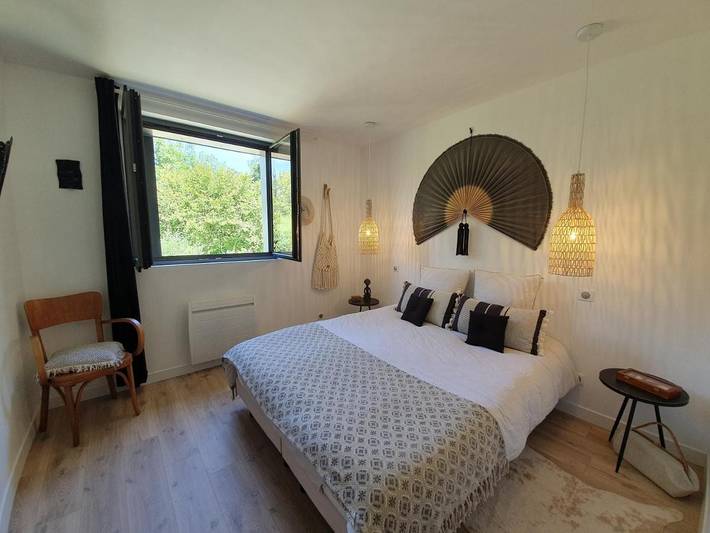 Chambre d’hôte pour 2 personnes, avec Terrasse ainsi que Jardin et Vue à Allonville