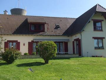 Chambre d’hôte pour 2 personnes, avec jardin à Reux