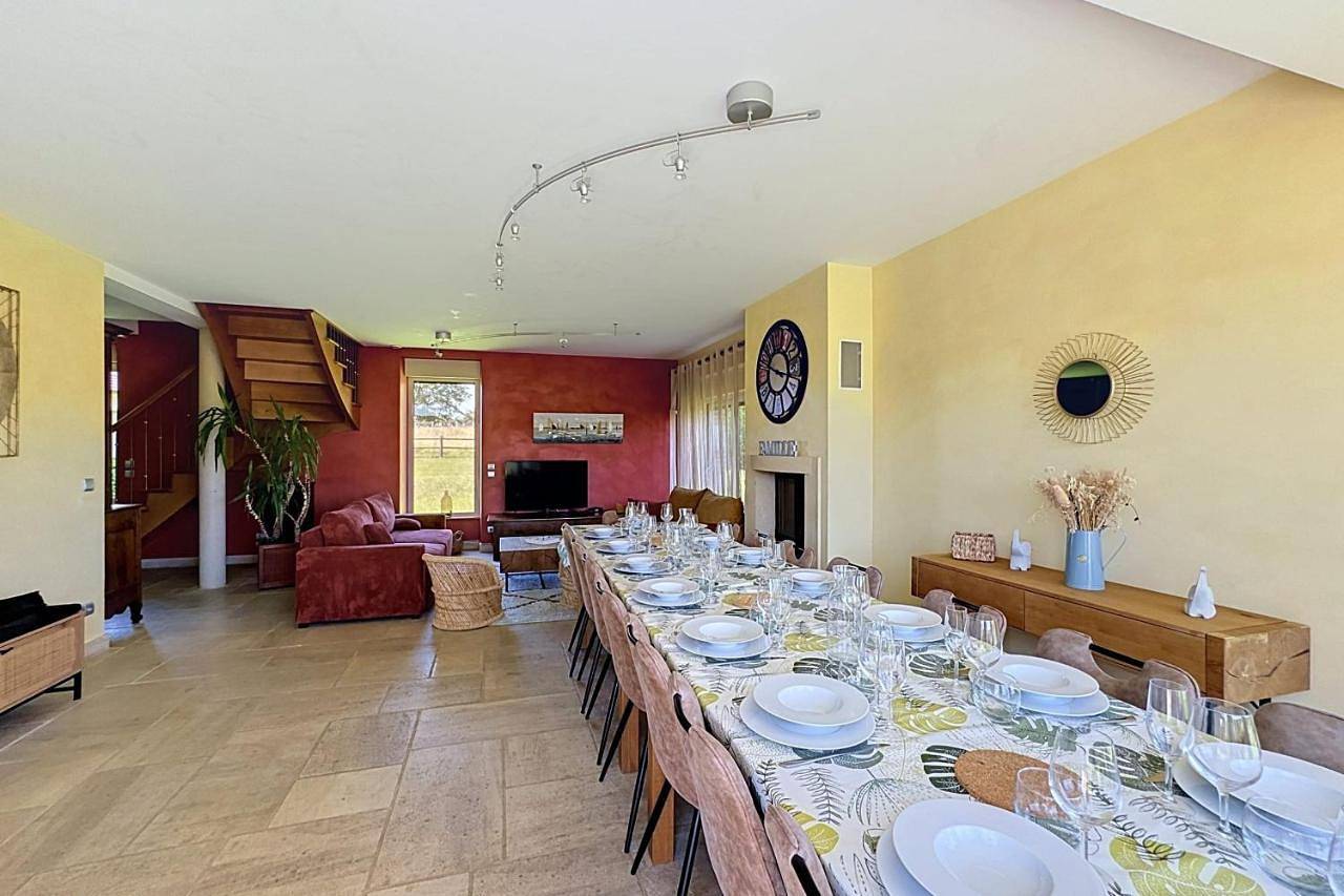 Maisons de Familles Country house with a spa in Courson, Noues de Sienne