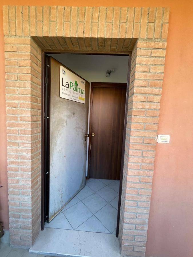 Double Room with Shared Bathroom in Pretaro, Pescara
