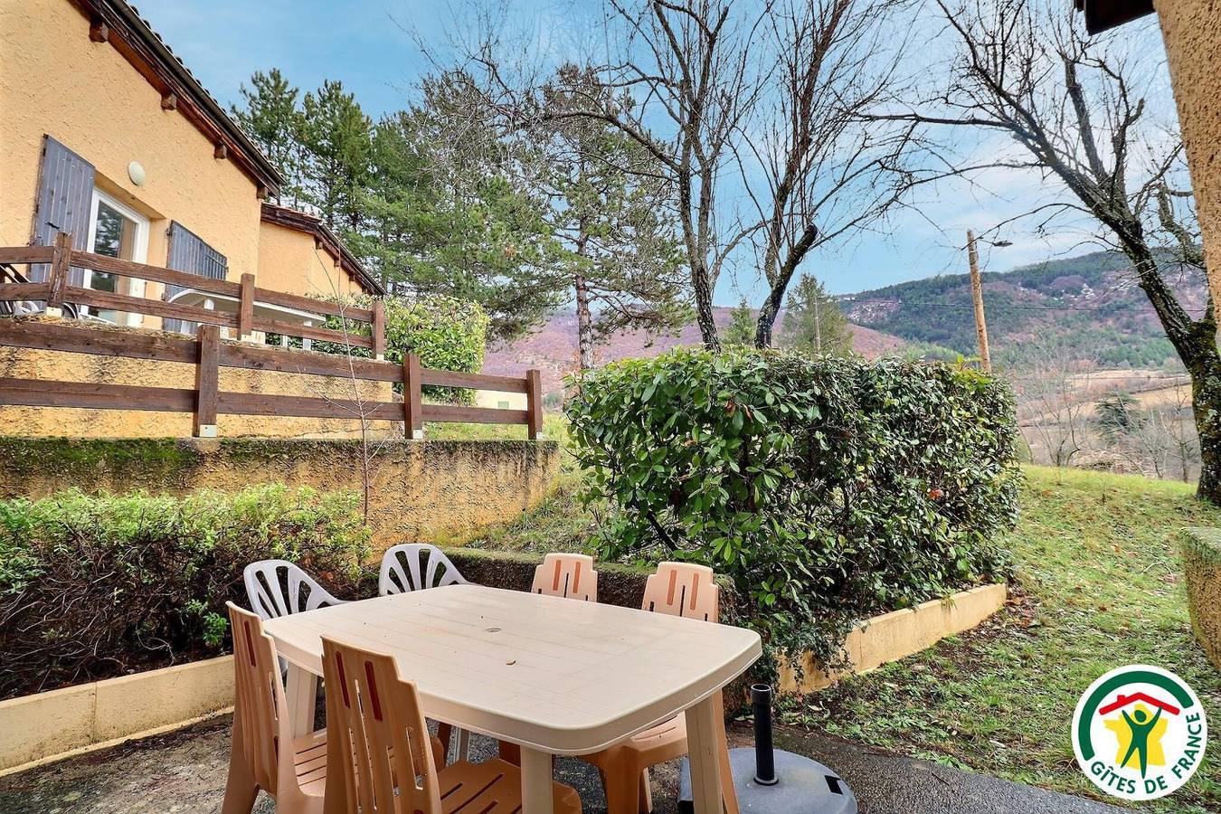 Appart 8 in Montbrun-les-Bains, Nyons und Umgebung