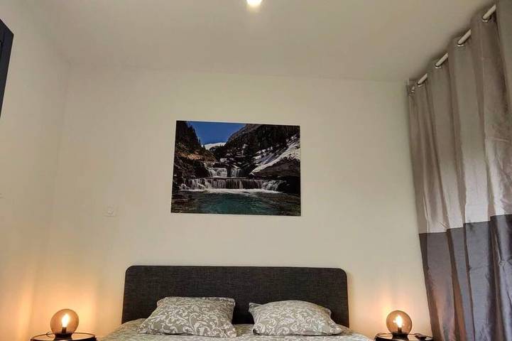 Location de vacances pour 8 personnes, avec terrasse à Saint-Vincent-les-Forts - 3