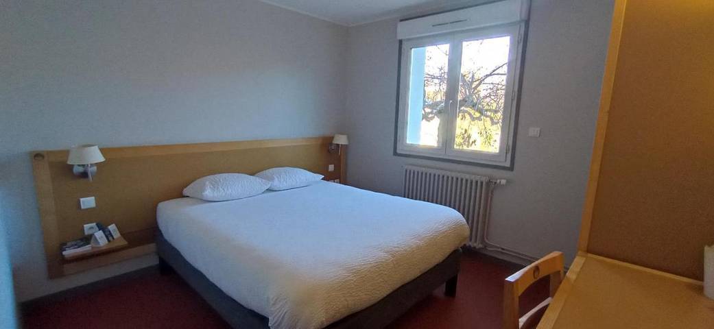 Hôtel pour 2 personnes, avec jardin et terrasse, animaux acceptés à Yssingeaux