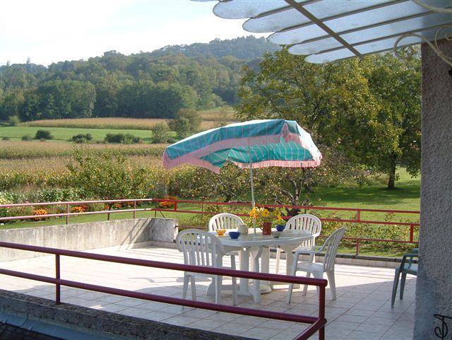 Gîte pour 4 personnes, avec jardin à Mouxy - 4