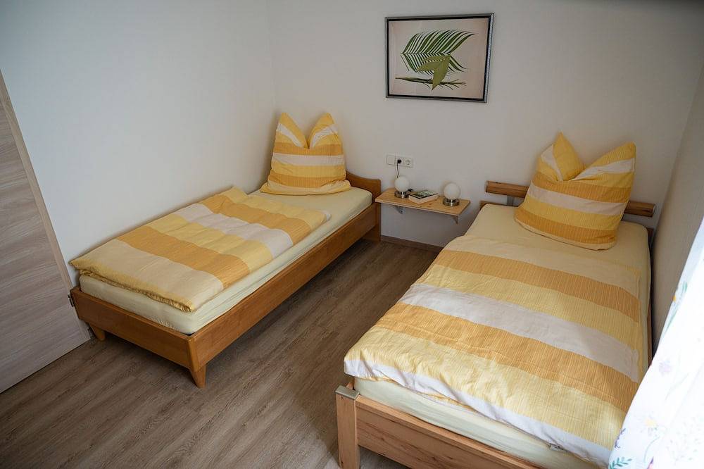 Ganze Wohnung, Idyllische Ferienwohnung im Herzen des Zollernalbkreises in Bitz, Neckar-Alb
