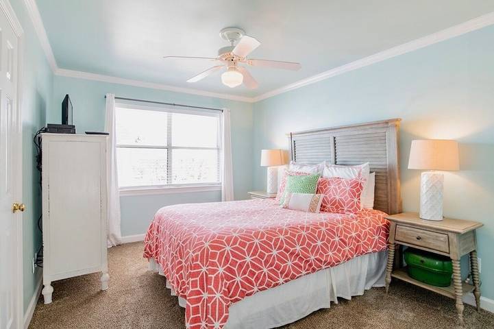 Vacation house for 14 people, with balcony and pool in Alabama