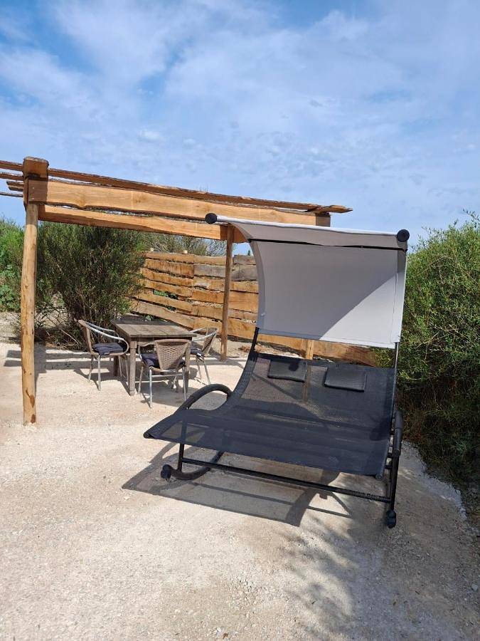 Tente pour 4 personnes, avec vue et jardin, animaux acceptés dans les Bouches-du-Rhône - 4