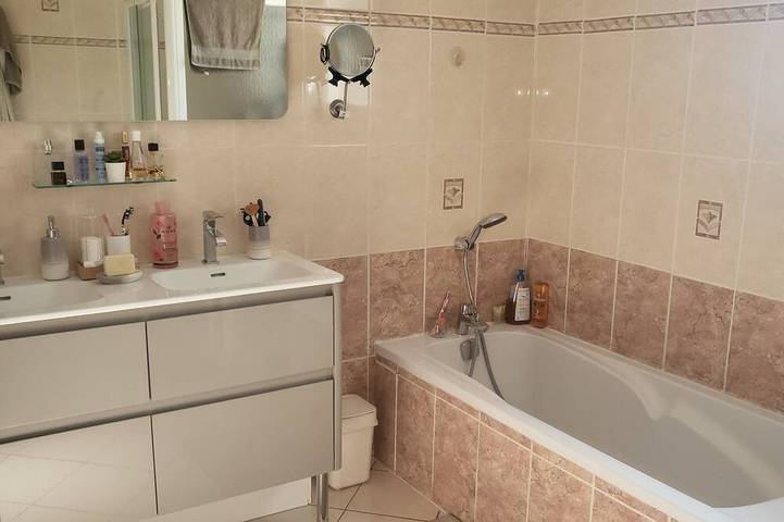 Location de vacances pour 6 personnes, avec jardin à Gignac-la-Nerthe - 3