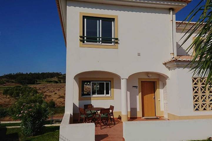 Villa voor 6 personen, with tuin and terras as well as whirlpool and zwembad - 1