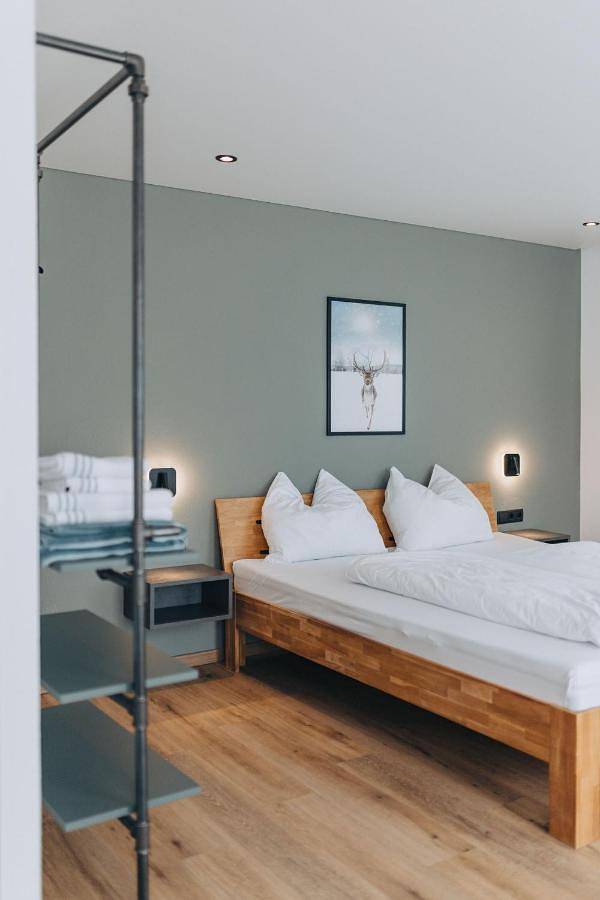 Hotel für 4 Personen, mit Terrasse und Garten sowie Sauna und Ausblick in Raggal