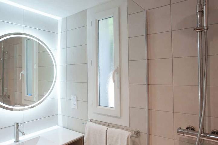 Villa pour 4 personnes, avec jardin et piscine ainsi que jacuzzi et terrasse, animaux acceptés dans Santa Giulia - 4