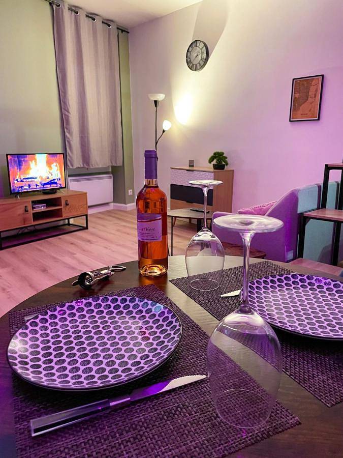 Appartement entier, Superior Studio in Aubenas, Ardèche