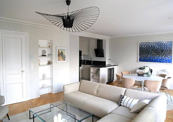 Chambre d’hôte pour 5 personnes, avec Balcon et Vue à Paris