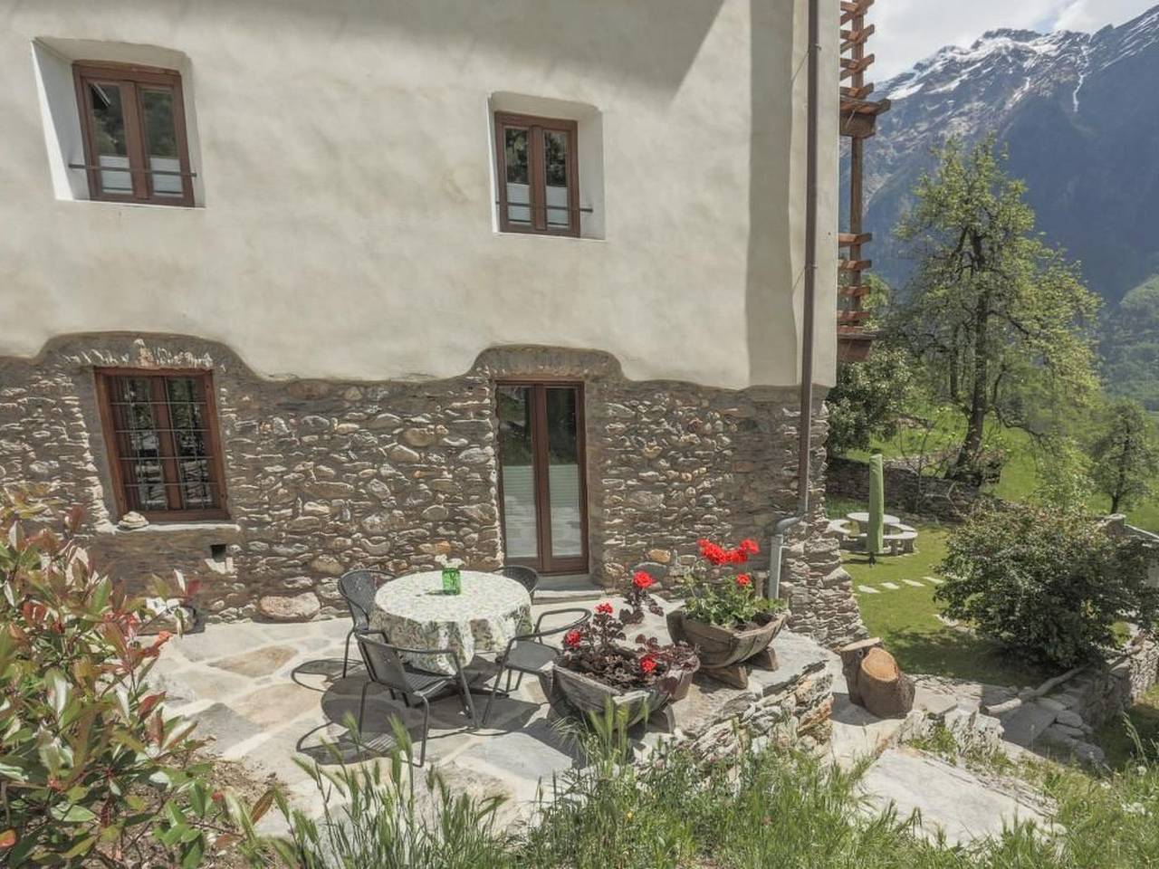 Ganze Wohnung, Ferien in Cà Nizza "Appartamento 1789" in Acquarossa, Lepontinische Alpen