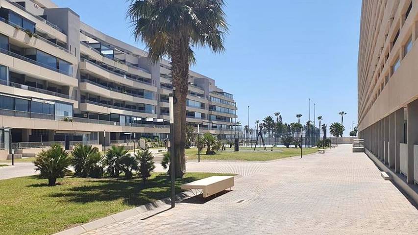 Apartamento para 6 personas, con piscina además de jardín y sauna en Playa Serena (Roquetas de Mar)