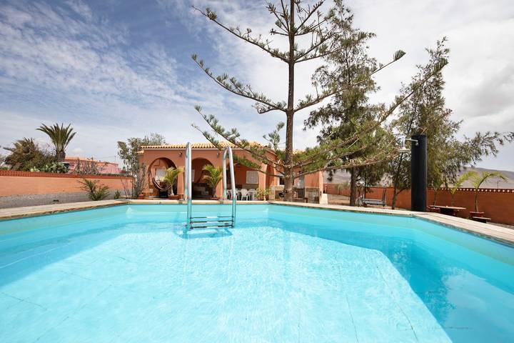 Casa vacanza per 14 persone, con Giardino