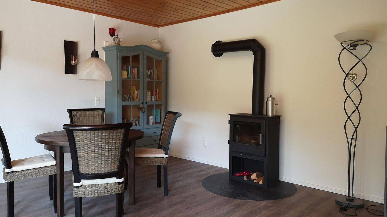 Ganze Ferienwohnung, Ferienwohnung für 4 Personen (100 m²) in Dernbach in Dernbach, Südliche Weinstraße
