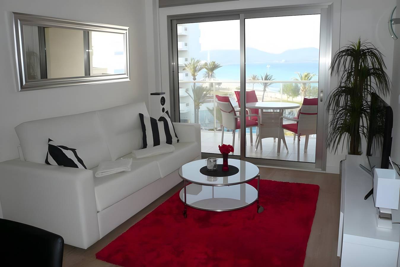 Ganze Wohnung, Modernes Apartment mit beeindruckendem Meerblick in Cala Millor, Sant Llorenç des Cardassar