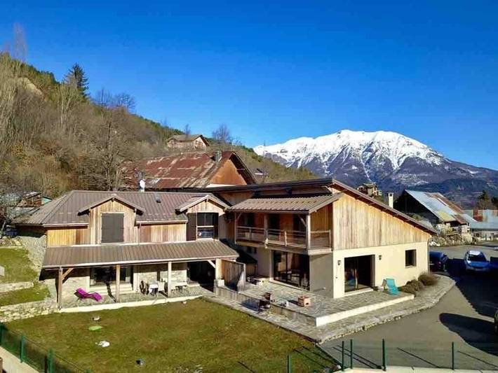 Gîte pour 12 personnes, avec Terrasse et Vue à Saint-Apollinaire