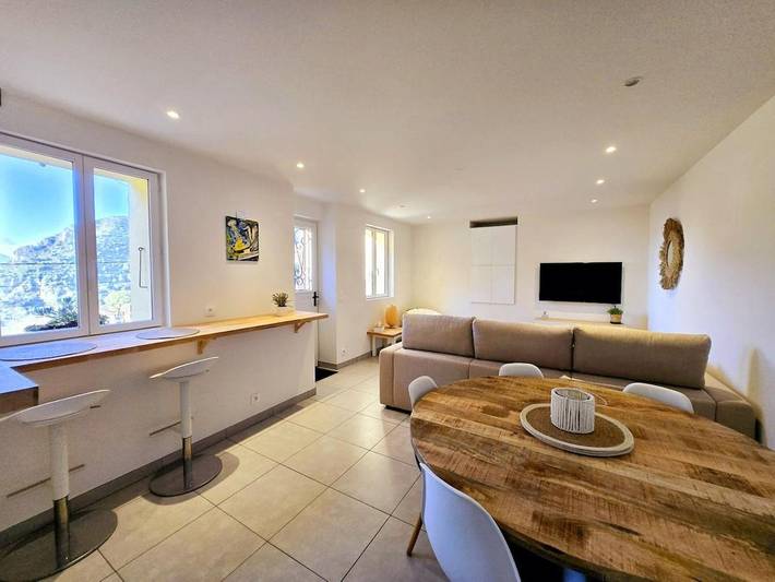 Gîte pour 6 personnes, avec terrasse et vue à Aspremont - 4