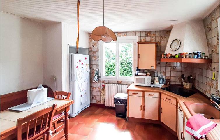 Location de vacances pour 8 personnes, avec jardin à La Jonchère - 4
