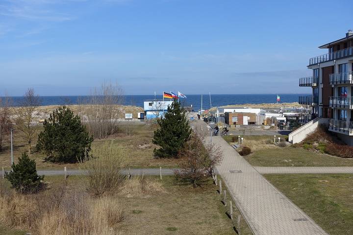 Ferienwohnung für 4 Personen, mit Meerblick und Balkon, kinderfreundlich am Steinwarder