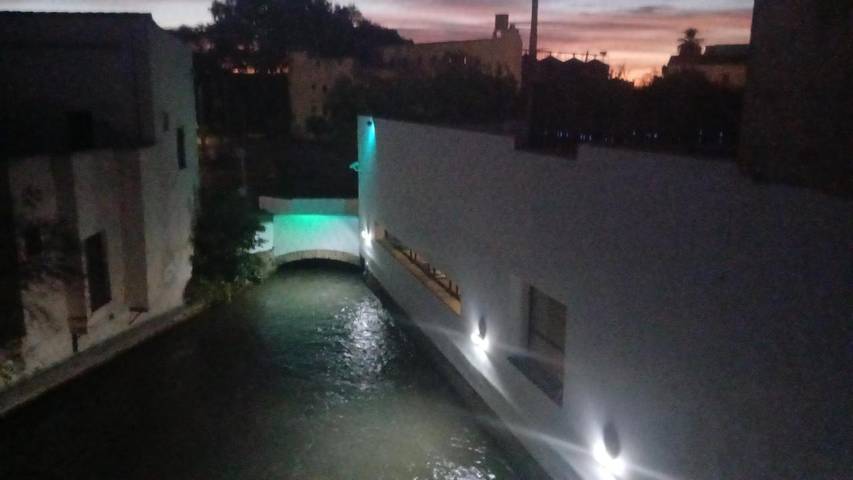 Location de vacances pour 6 personnes, avec piscine ainsi que vue et jardin à Paterna - 2