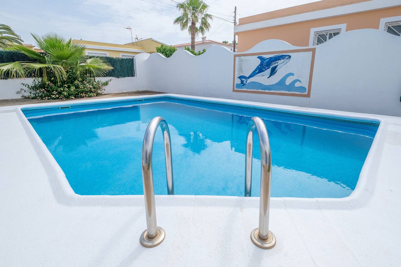 Casa de vacaciones "Marblau 4" cerca de la playa con piscina y Wi-Fi in Zona Triador, Vinaroz