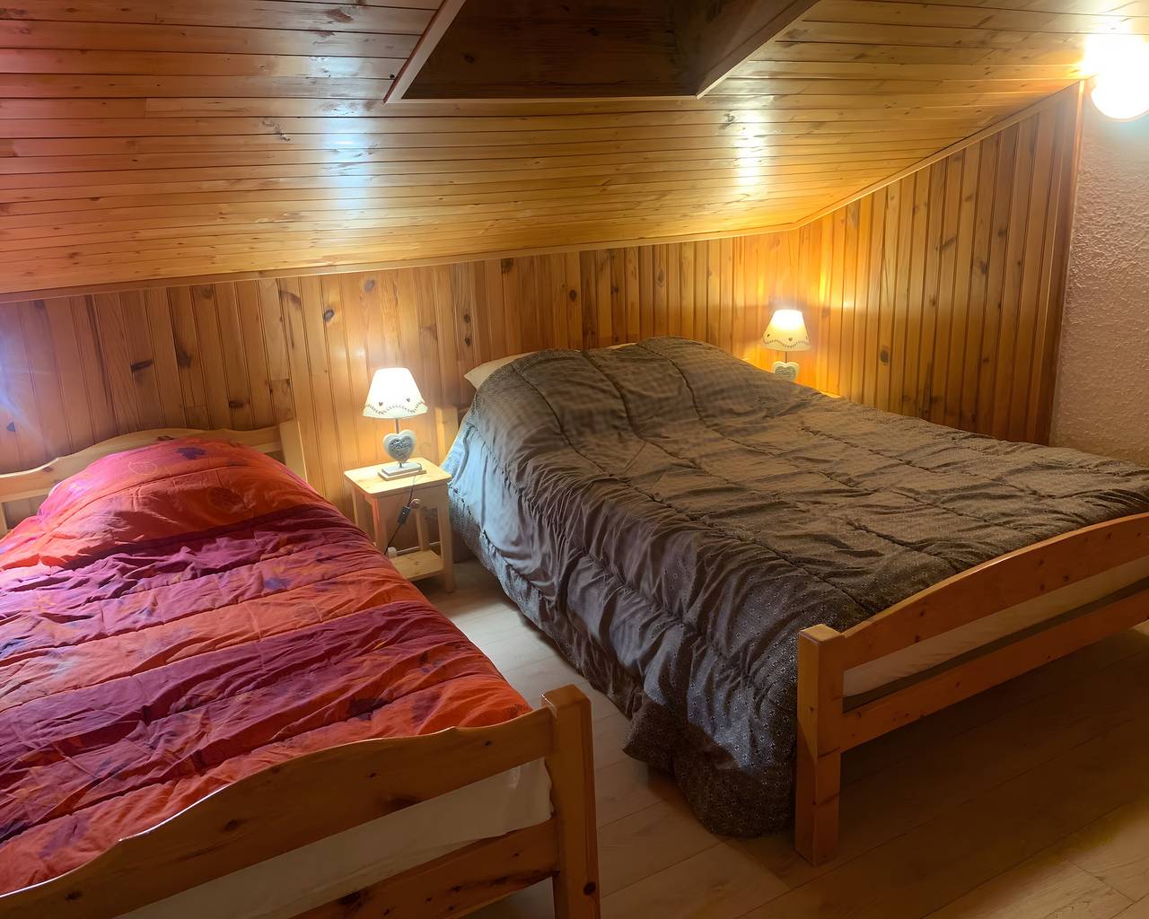 Geheel appartement, Appartement 'L'esterelle' met uitzicht op de bergen en privéterras in La Plagne, Bellentre