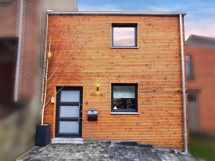 Location de vacances pour 5 personnes, avec terrasse à Houyet