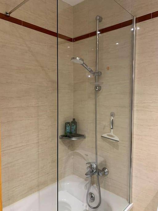 Gîte pour 4 personnes, avec balcon à Ordino - 2