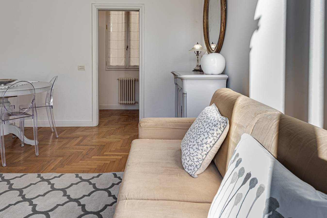 Ganze Wohnung, Ferienwohnung 'Charming' mit Balkon, Wlan und Klimaanlage in Florenz, Florenz Provinz