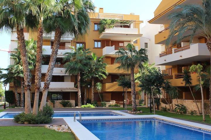 Appartement de vacances pour 4 personnes, avec piscine et jardin - 1