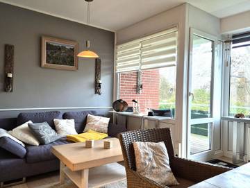 Ferienwohnung für 2 Personen, mit Balkon in Midlum
