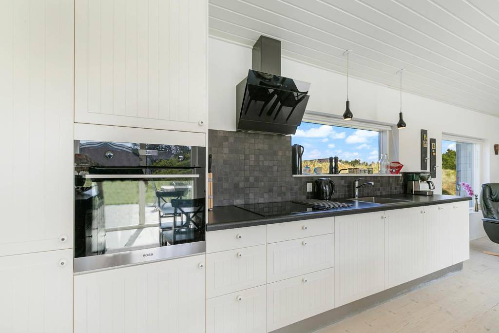 Geschmackvolles Sommerhaus mit Sauna und Spa in Henne Strand in Henne, Varde