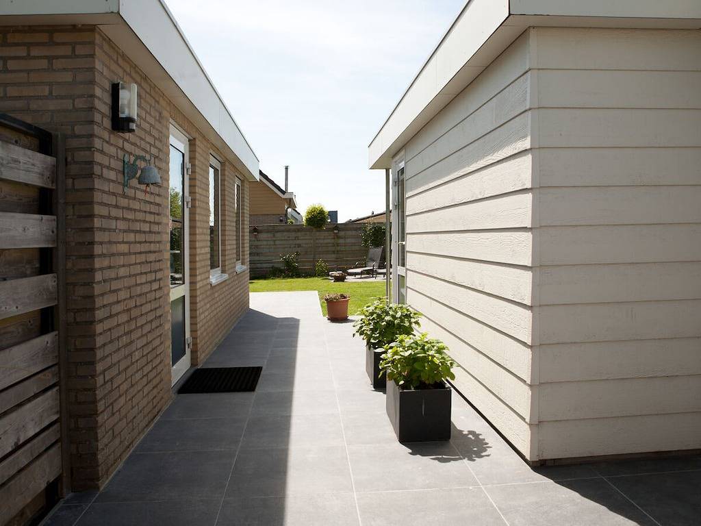 Vakantiehuis in Renése met zwembad in Renesse Strand, Renesse