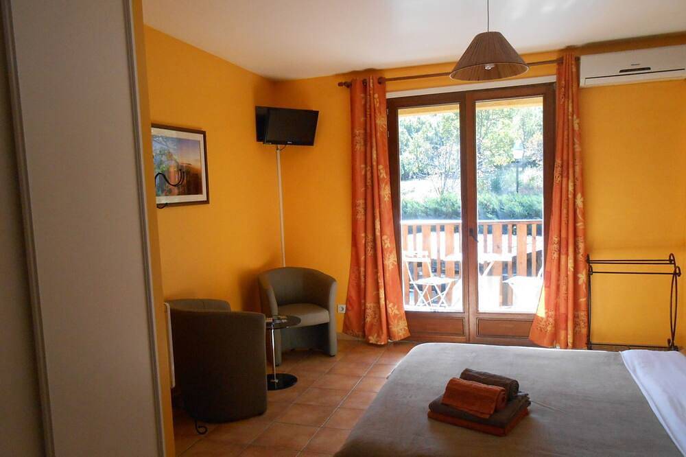 Chambre double confort - Le Jardin des Gorges in Belvianes-et-Cavirac, Parc naturel régional Corbières-Fenouillèdes