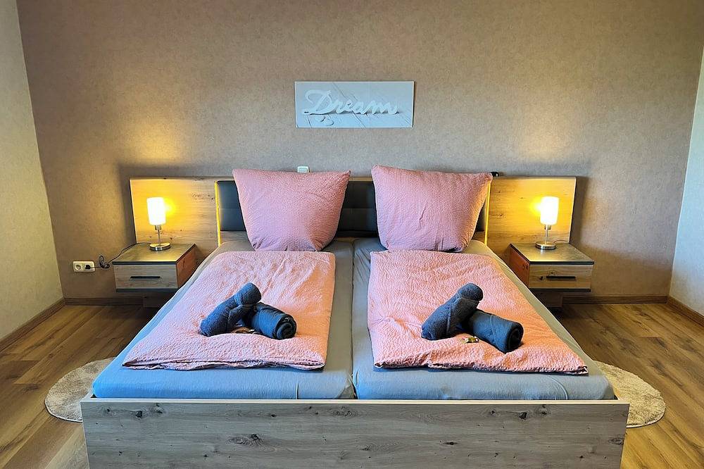 Ganze Wohnung, 4**** Fewo „Rhönland-Erlebnis“ für Familien - auch für Wanderreiter - 102 qm in Urnshausen, Wartburg und Umgebung